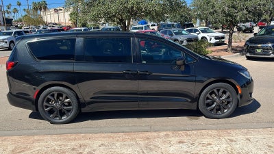 2019 Chrysler Pacifica Touring Plus