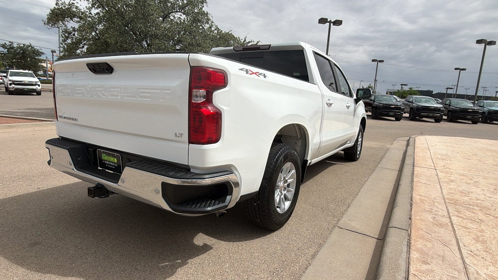 2025 Chevrolet Silverado 1500 LT