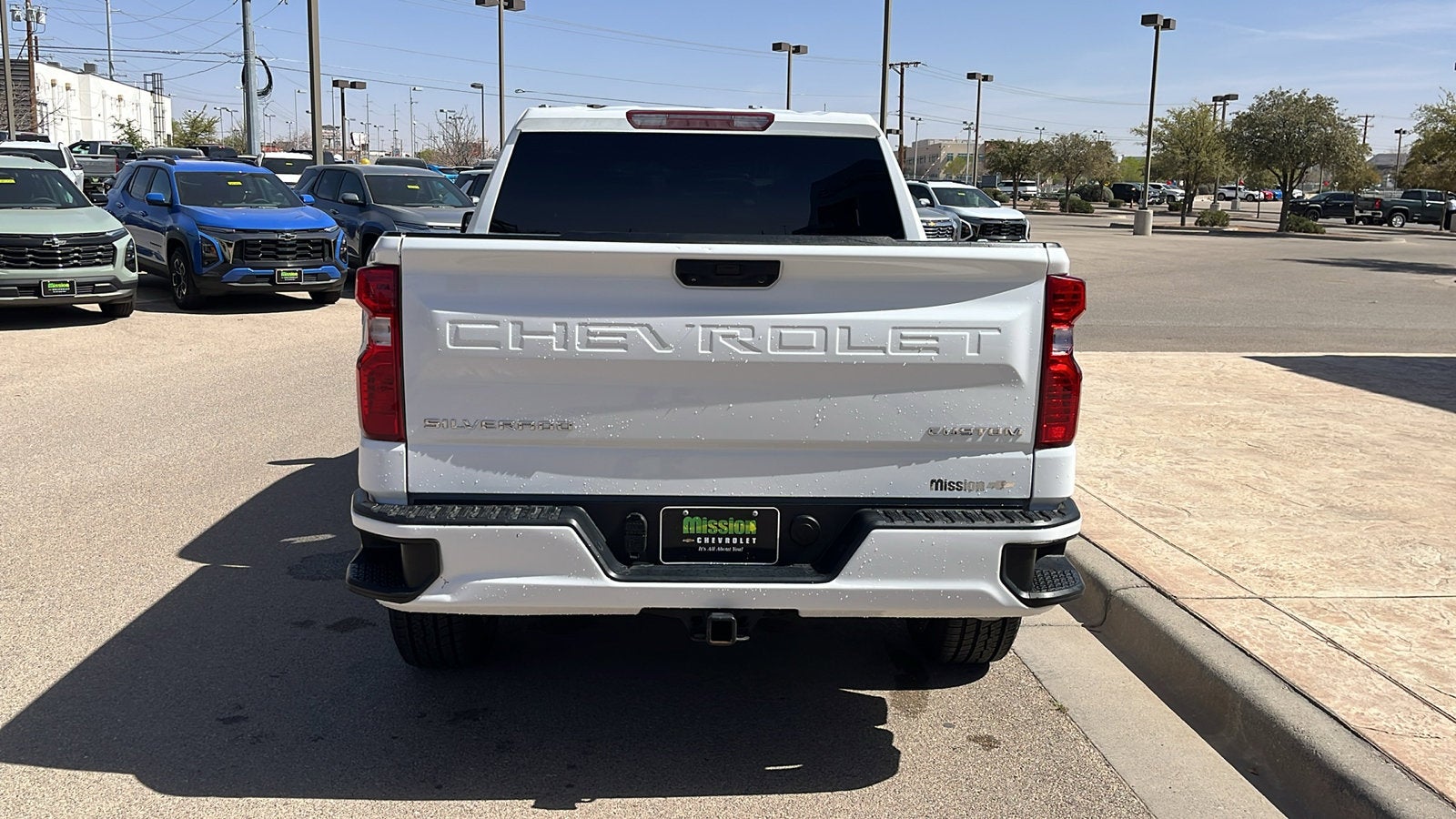 2023 Chevrolet Silverado 1500 Custom