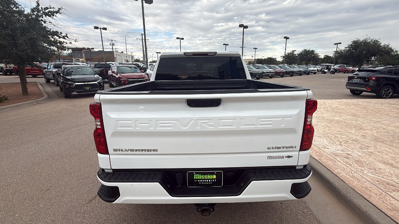 2024 Chevrolet Silverado 1500 Custom