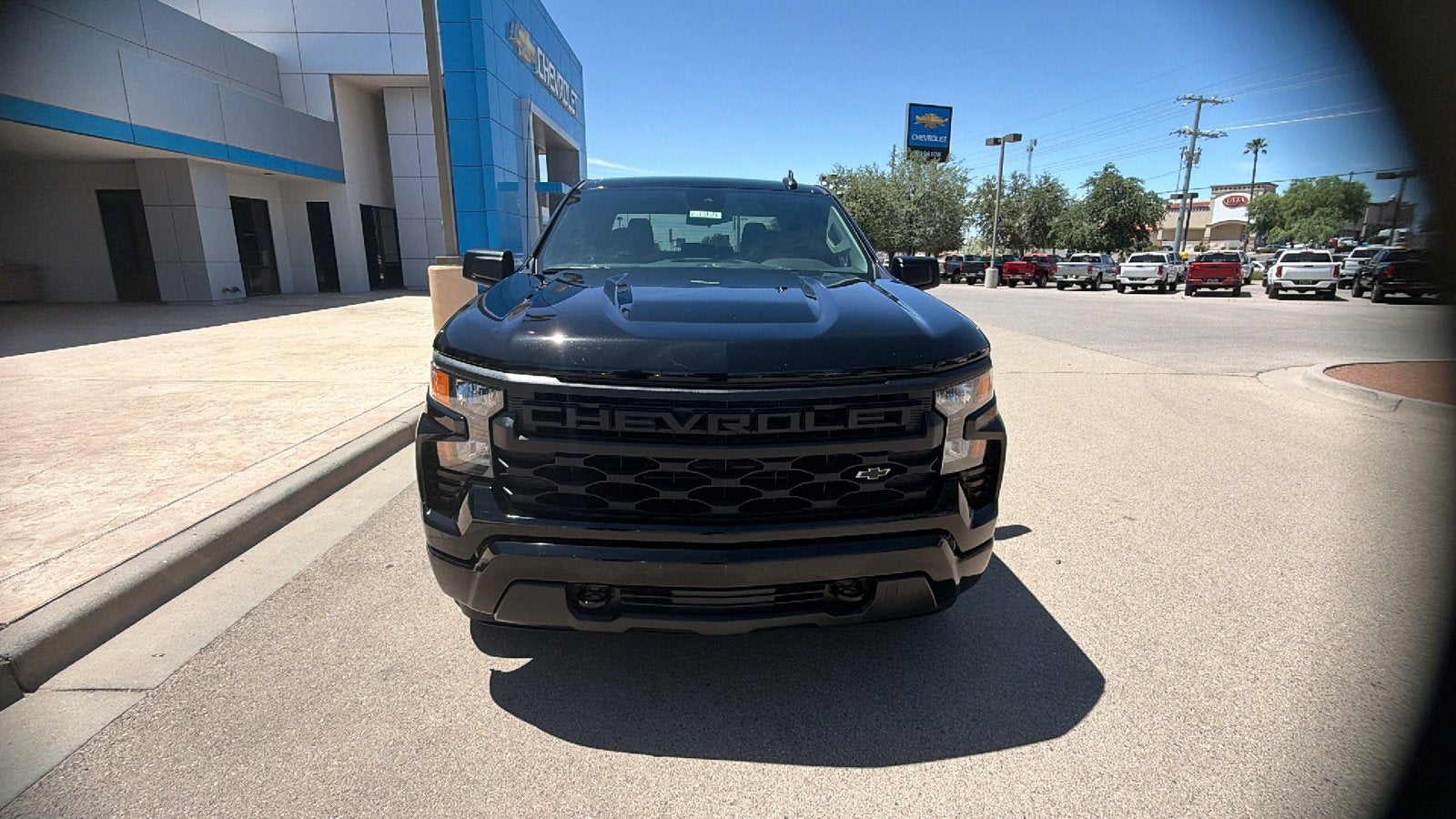 2023 Chevrolet Silverado 1500 Custom