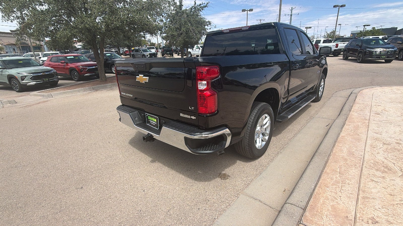 2025 Chevrolet Silverado 1500 LT