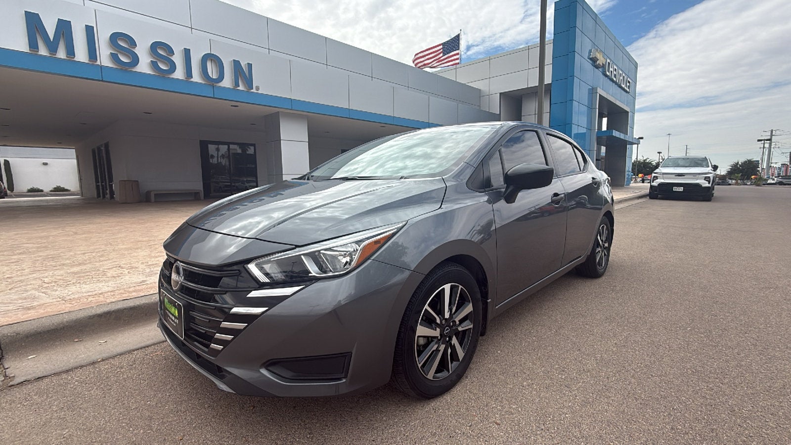 2024 Nissan Versa 1.6 S
