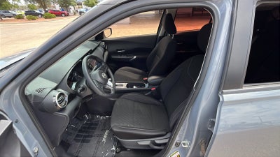 2024 Nissan Kicks SV Xtronic CVT