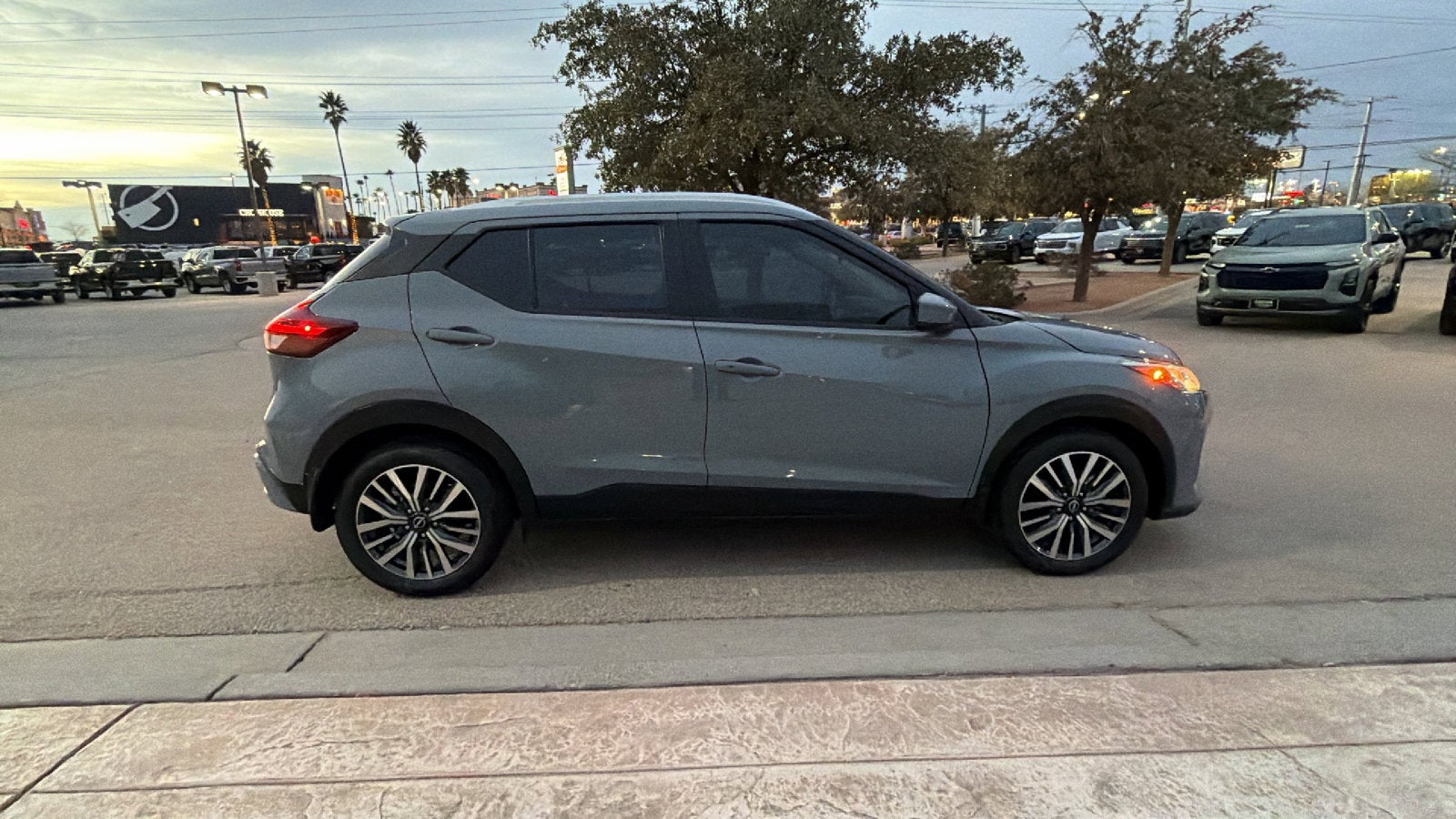 2024 Nissan Kicks SV