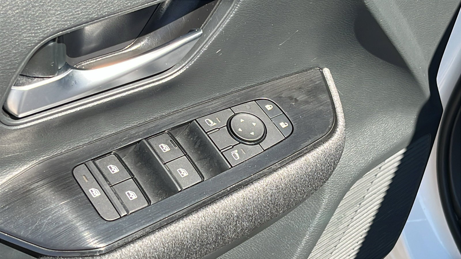 2025 Nissan Kicks SV Intelligent AWD