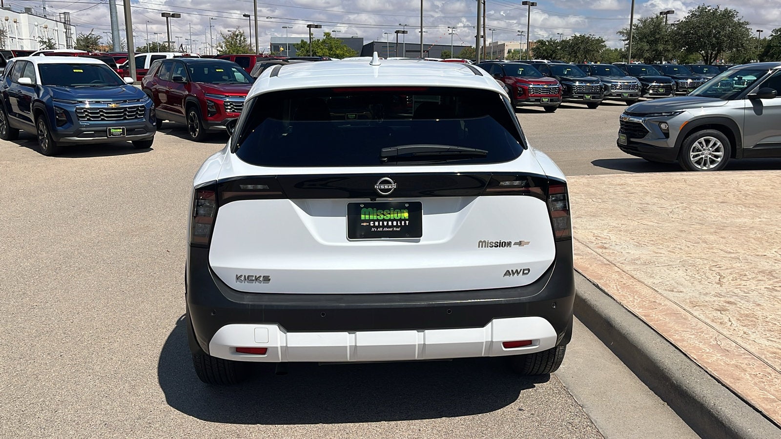 2025 Nissan Kicks SV Intelligent AWD