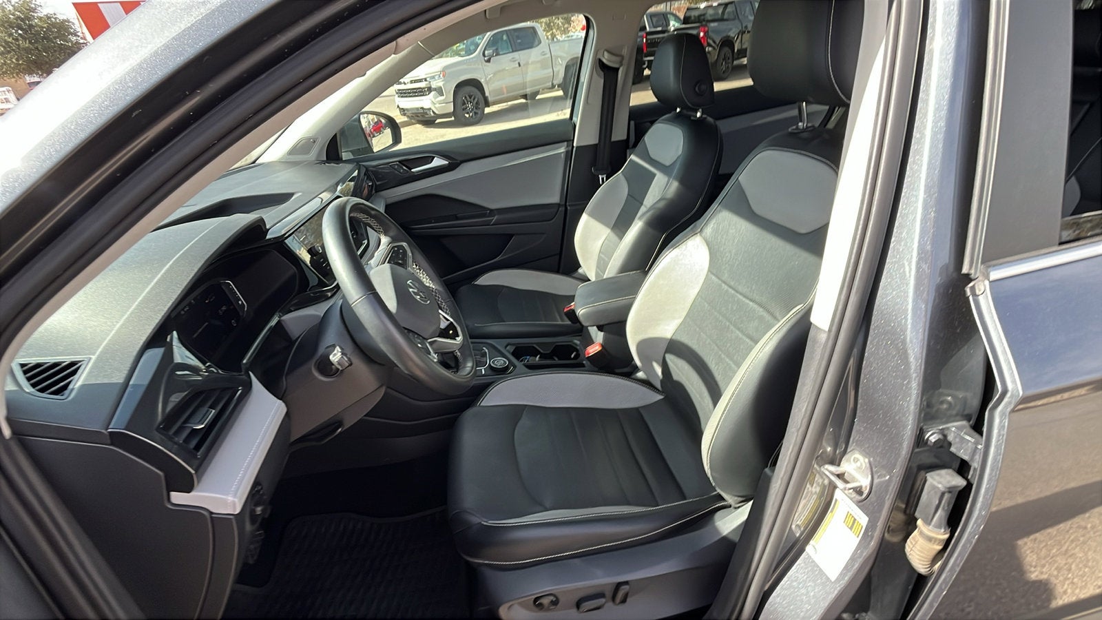 2022 Volkswagen Taos SEL