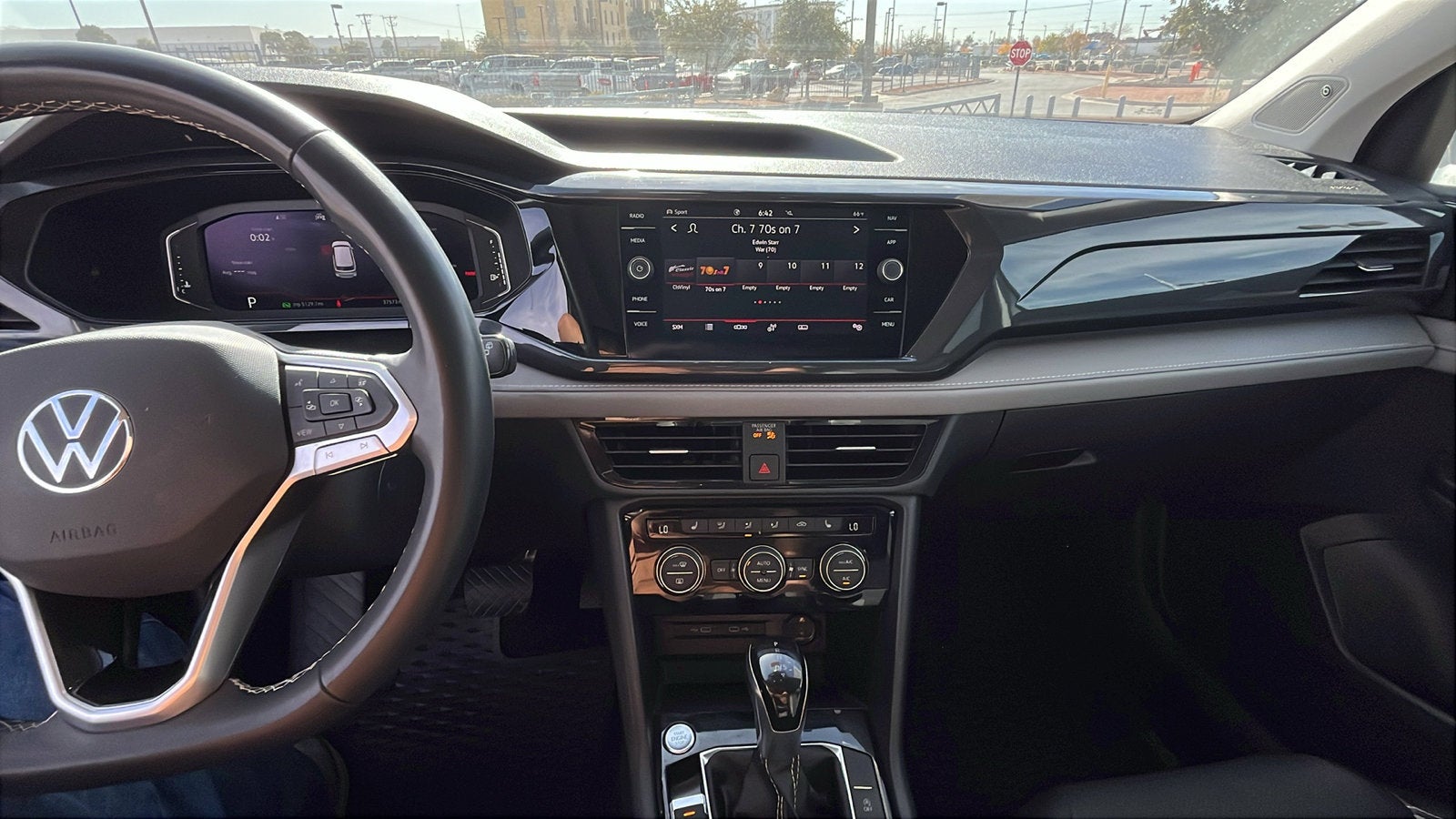 2022 Volkswagen Taos SEL