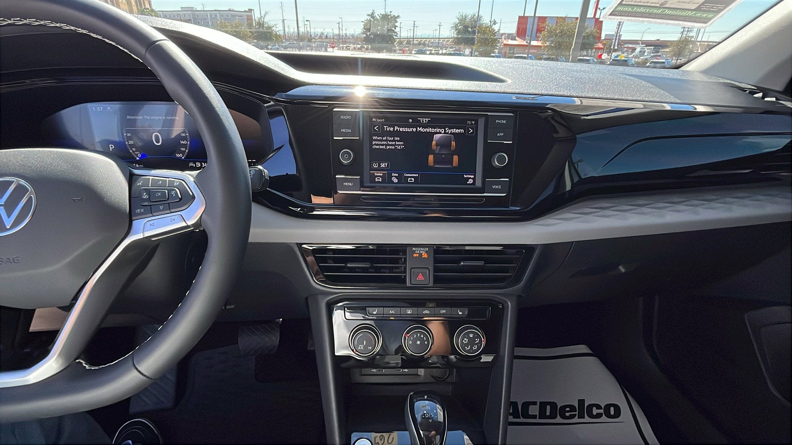 2024 Volkswagen Taos S