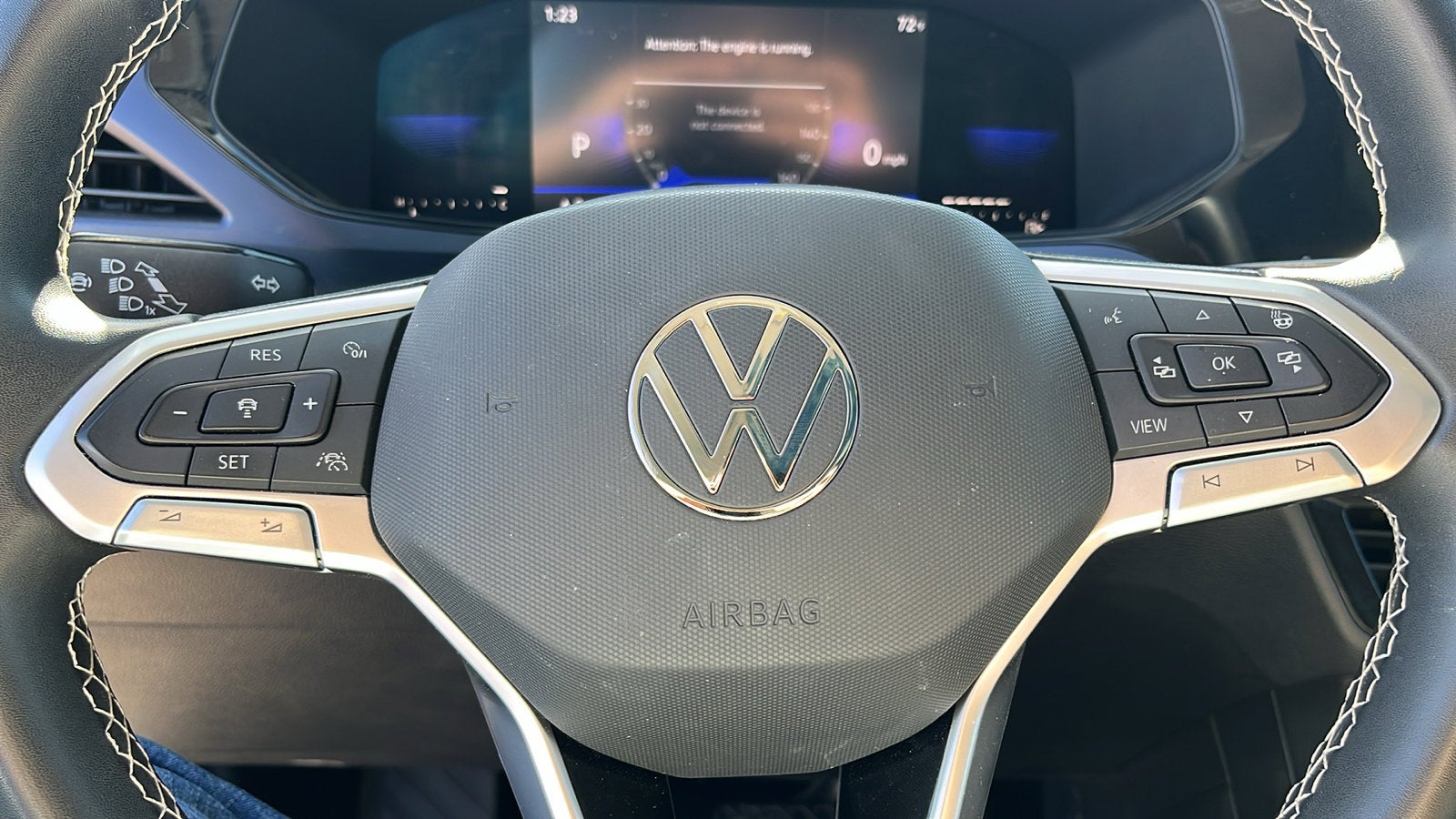 2023 Volkswagen Taos SE