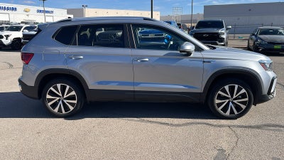 2023 Volkswagen Taos SE