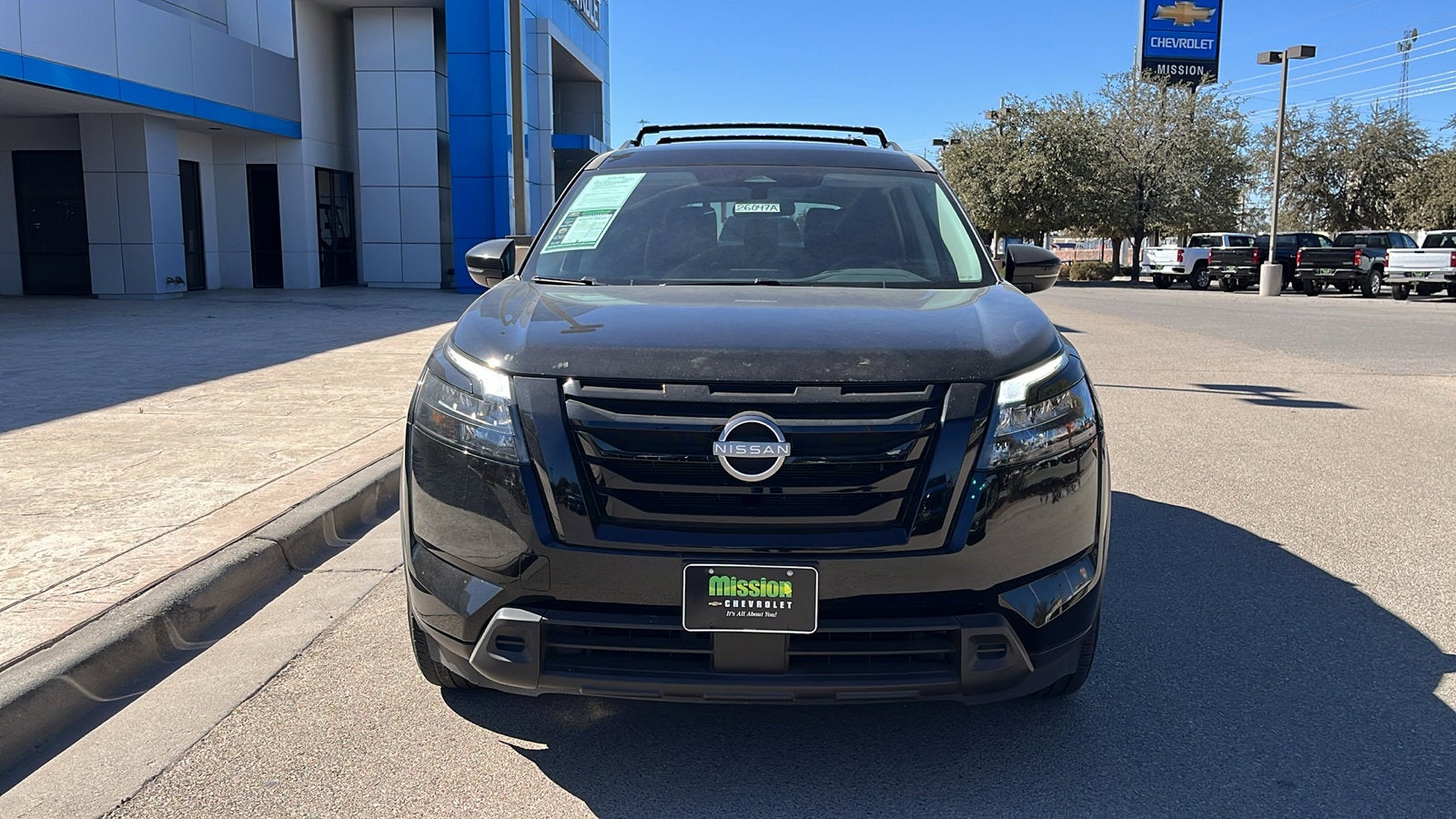 2024 Nissan Pathfinder SV