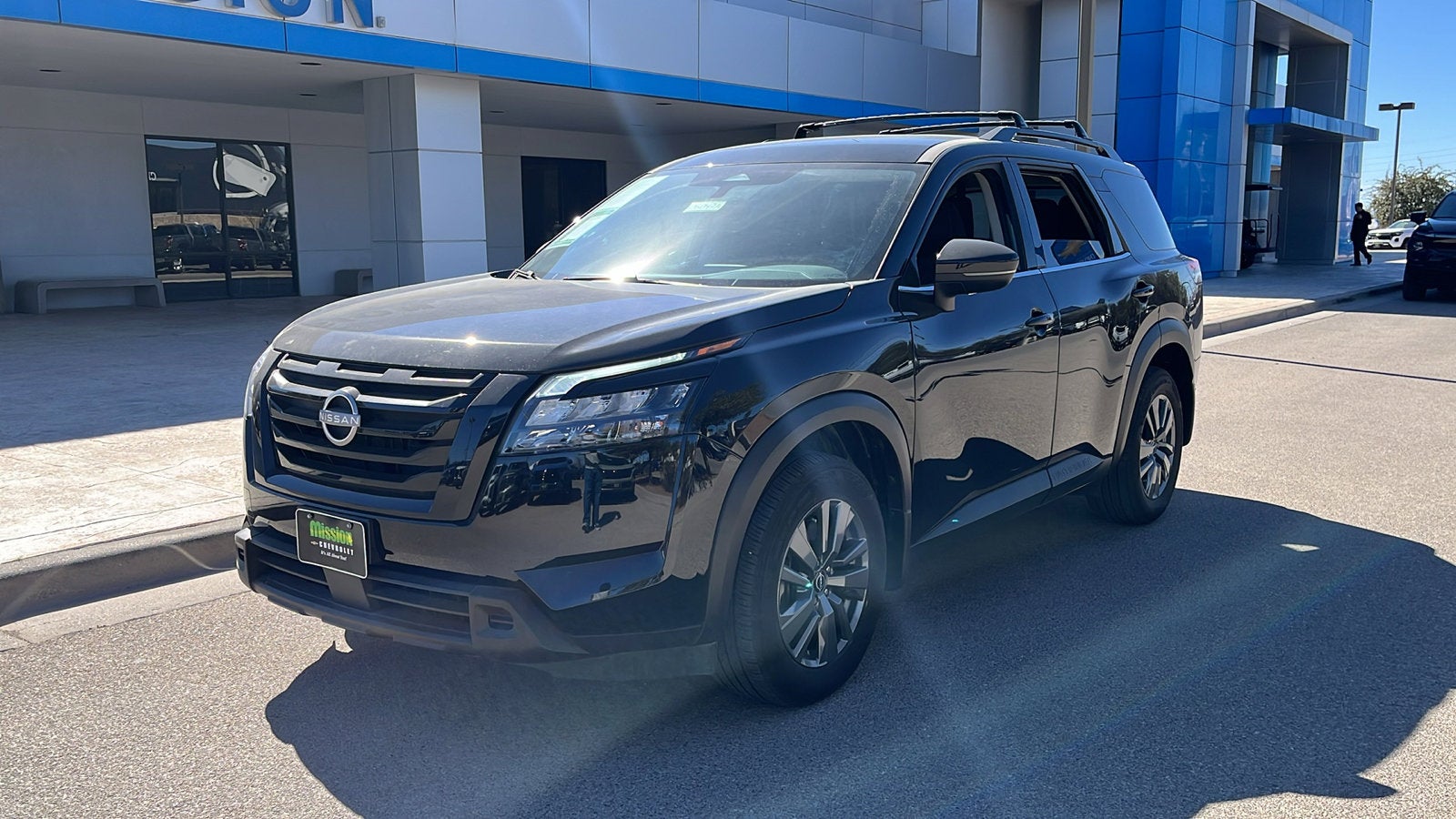 2024 Nissan Pathfinder SV