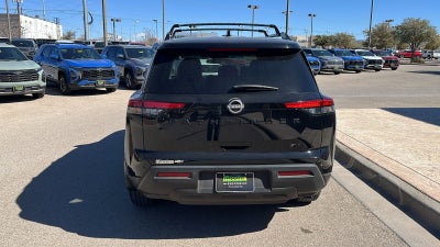 2024 Nissan Pathfinder SV