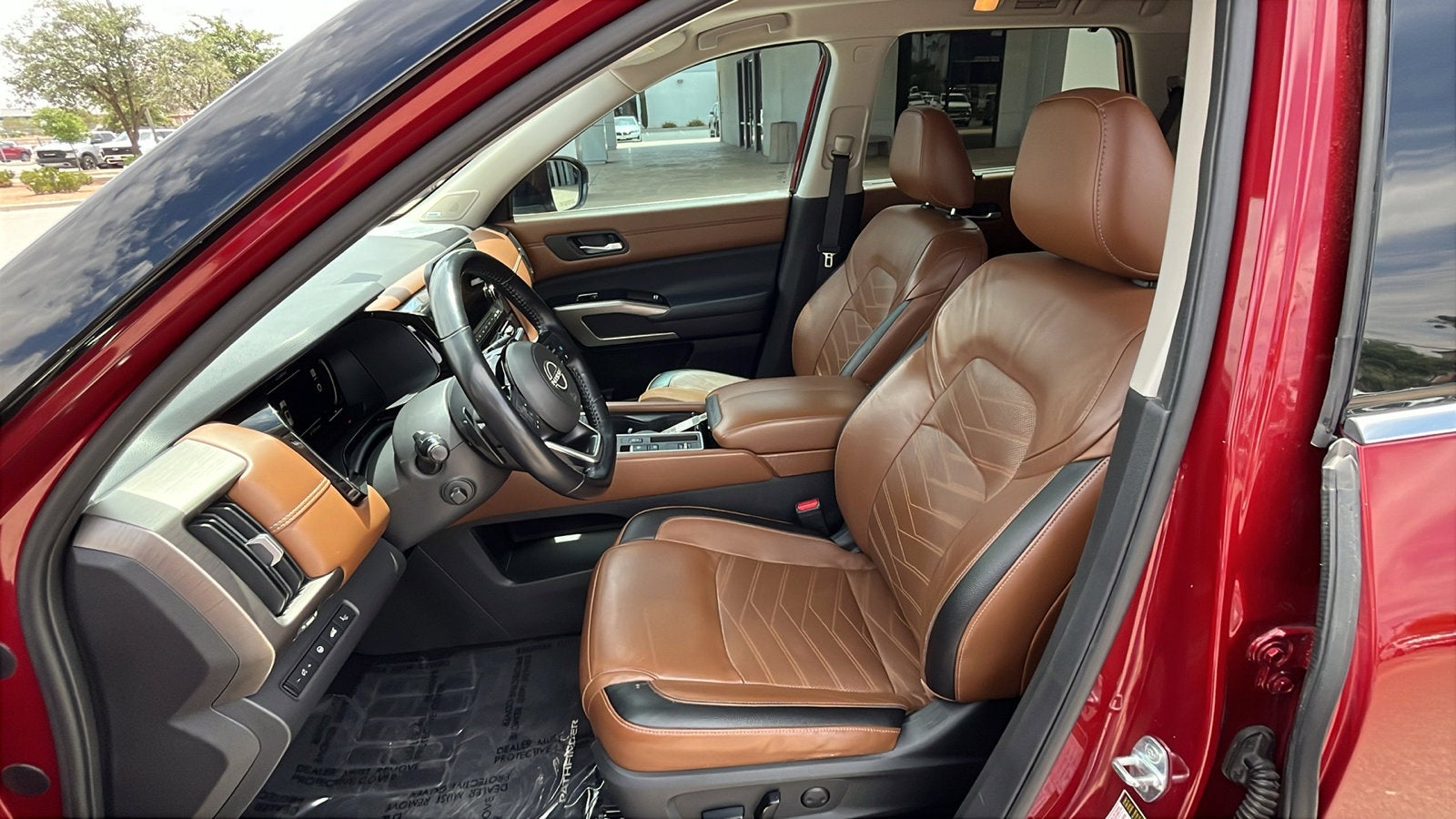 2022 Nissan Pathfinder Platinum 2WD