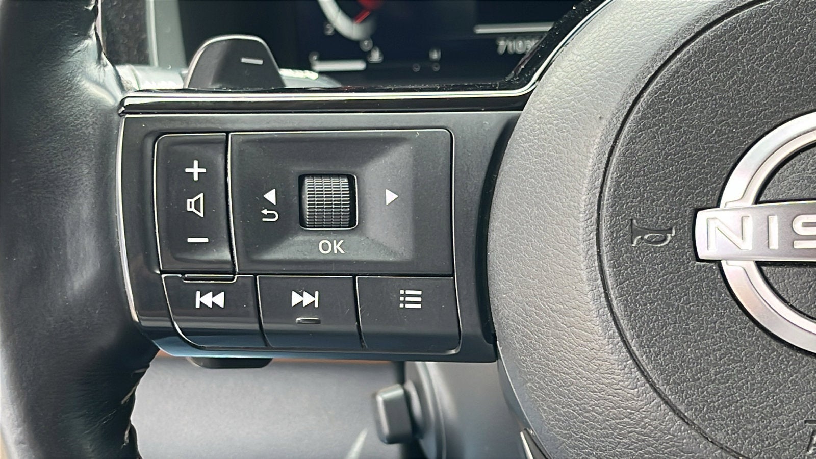 2022 Nissan Pathfinder Platinum 2WD