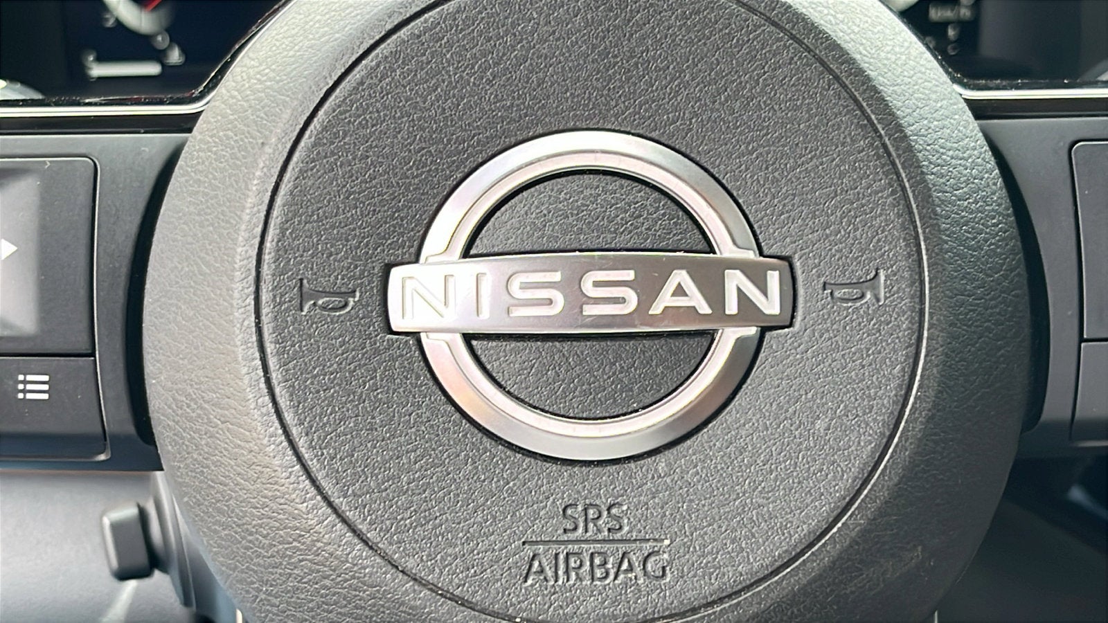 2022 Nissan Pathfinder Platinum 2WD