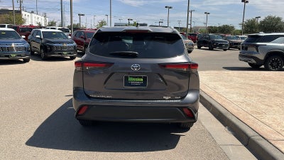 2024 Toyota Highlander XLE