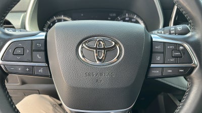 2021 Toyota Highlander XSE