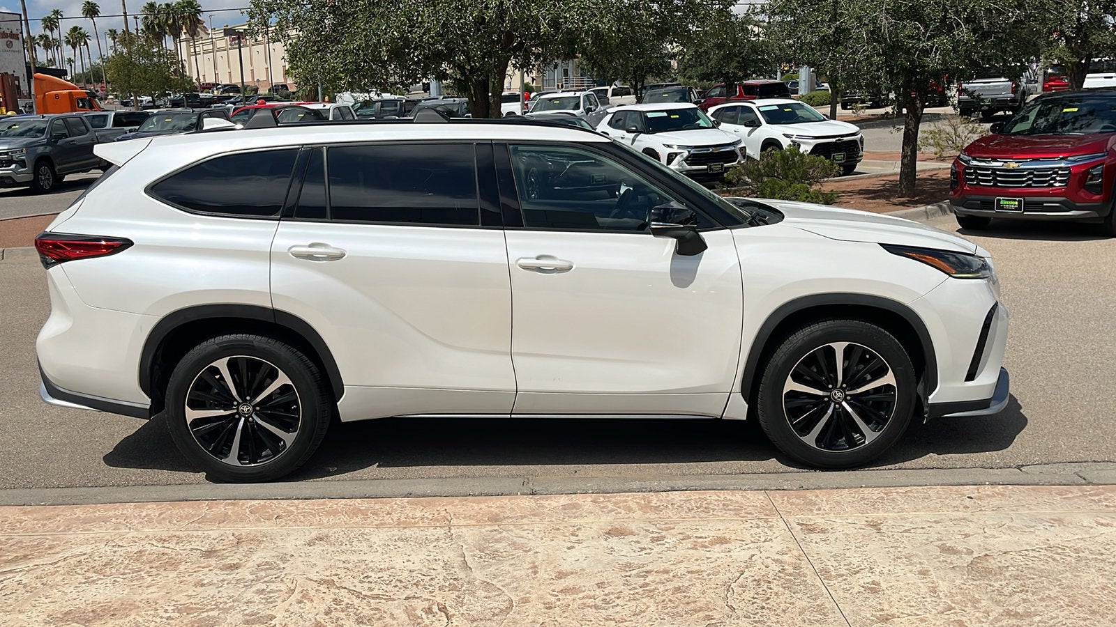 2021 Toyota Highlander XSE
