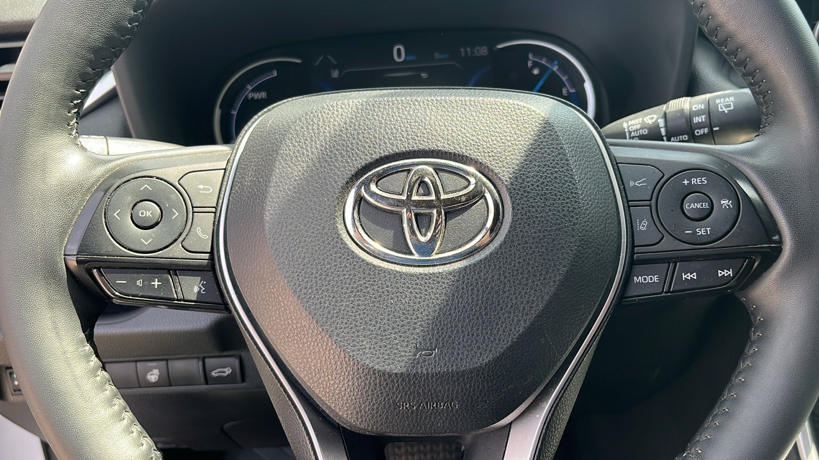 2023 Toyota RAV4 Hybrid SE