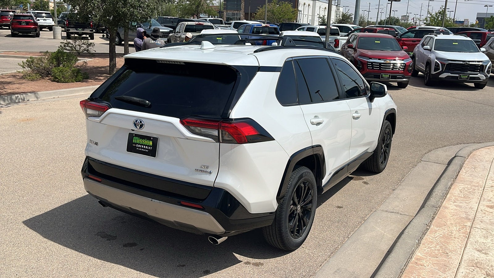 2023 Toyota RAV4 Hybrid SE