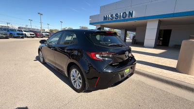 2025 Toyota Corolla Hatchback SE