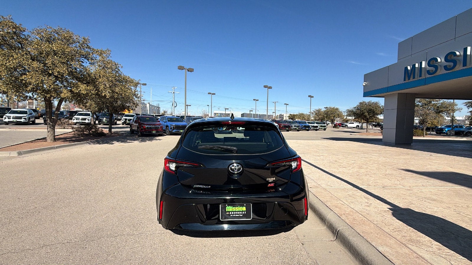 2025 Toyota Corolla Hatchback SE