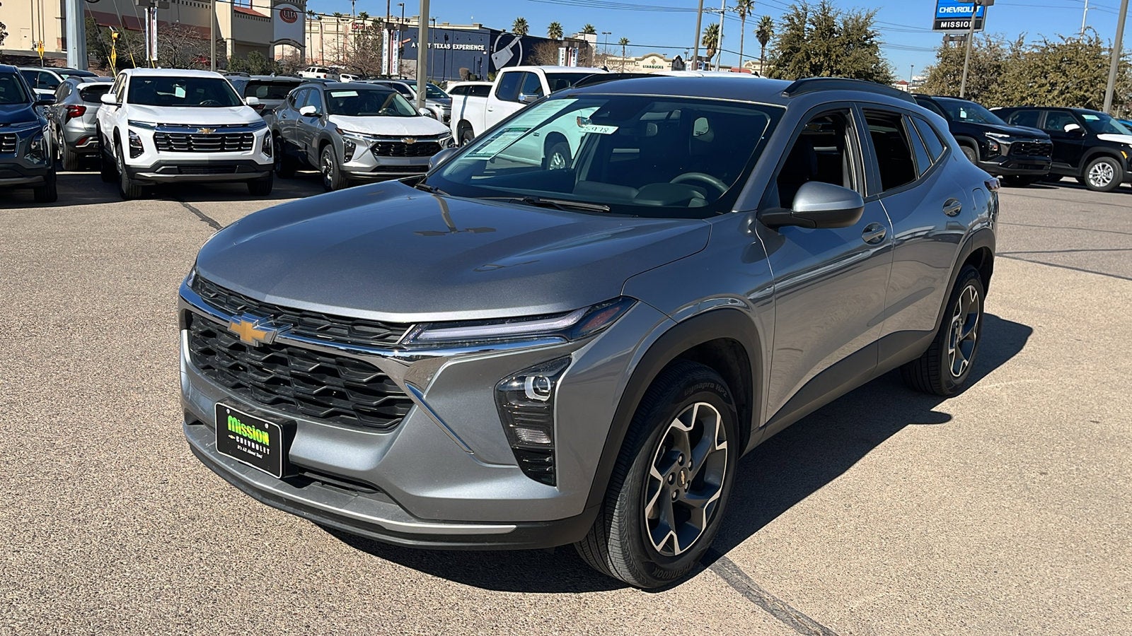 2025 Chevrolet Trax LT