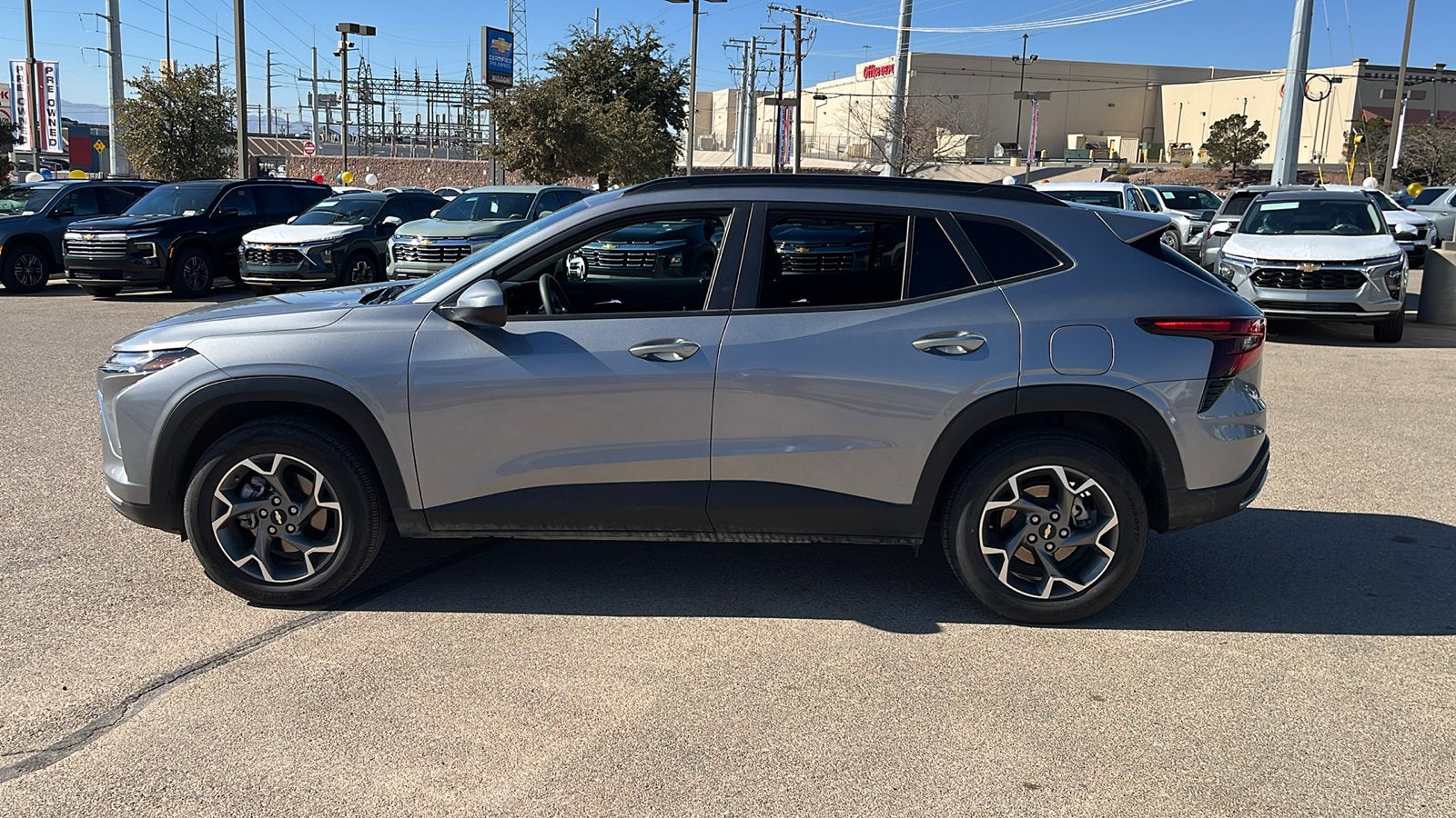 2025 Chevrolet Trax LT