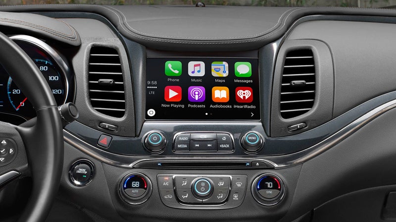 Infotainment system in the 2018 Chevy Impala with Apple CarPlay display